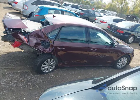 2013 Volkswagen Passat 2.5L S из США, поврежденный, VIN 1VWAP7A3XDC126370